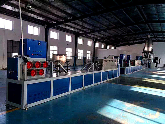 Los PP plásticos atan con correa la fabricación máquina de la cadena de producción de la banda del polipropileno de 100 kilovatios