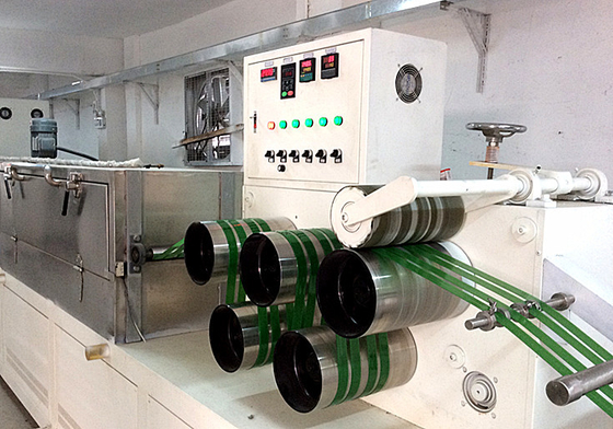 Máquina de fabricación de tiras de PET de 4 salidas totalmente automática 400-450KGS/h