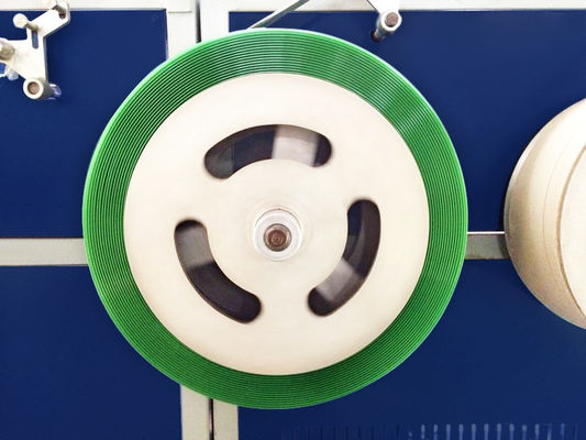 Máquina para fabricar flejes de PET 9-25 mm, máquina de producción de cintas de embalaje de PET con sistema de control PLC.