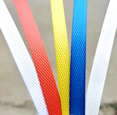 Máquina de fabricación de correas de PP versátil Máquina de fabricación de correas de PP para material 100% reciclado / polipropileno