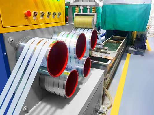 Máquina de remolque de banda de cinta duradera con cambio automático de tubos de papel