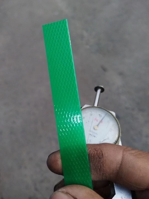 Cinturón de acero de plástico PET, cinturón de acero de plástico PET respetuoso con el medio ambiente, alta resistencia a la tracción, longitud 200-4500m