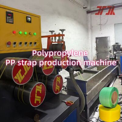 Máquina de producción de correas de PP de doble tornillo con una capacidad de 230-260 kg/h para correas de sándwich utilizando material reciclado de PP