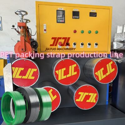 Máquina automática de fabricación de tiras de PET con capacidad de 220-250 kg / h 9-32 mm de ancho de la cinta utilizando material 100% reciclado de botellas de PET