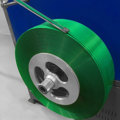Resistentes que atan con correa del color verde de la banda durable del ANIMAL DOMÉSTICO grabados en relieve alisan para el embalaje