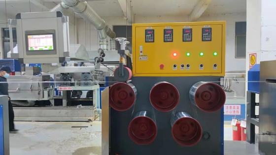 Máquina automática de extrusión de cinta de plástico PET 9-32mm para cinta de cinta con control PLC GUOMAO Reductor