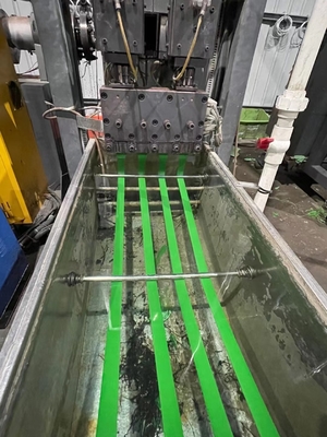 Máquina de fabricación de tiras de PET de salida de 4 tiras de tornillo único línea de producción de extrusión de mascotas