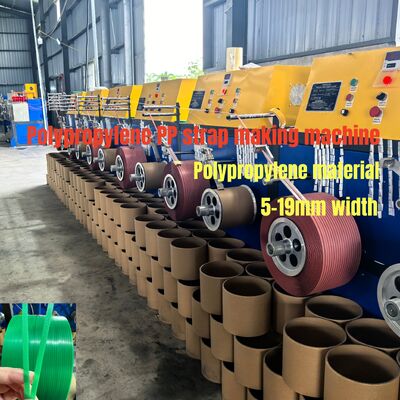 200-300 m/min Velocidad de funcionamiento Pp Línea de extrusión de cinturón para 100-600 kg/h Alta capacidad